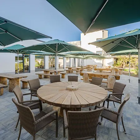 Bier Und Wohlfuehlhotel Gut Riedelsbach ホテル ノイライヒェナウ