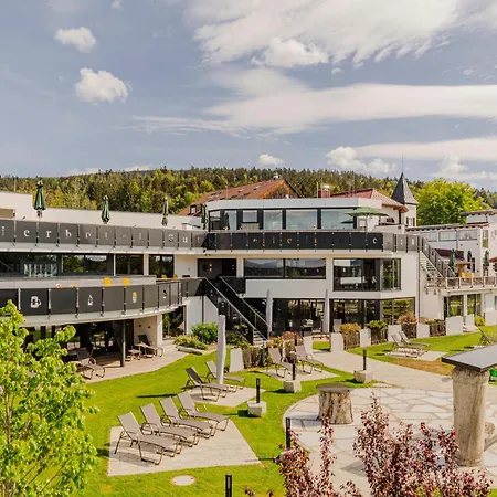 ホテル Bier Und Wohlfuehlhotel Gut Riedelsbach ノイライヒェナウ