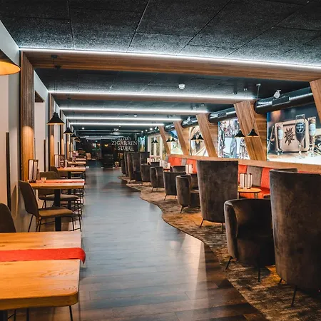 Bier Und Wohlfuehlhotel Gut Riedelsbach ホテル 3*