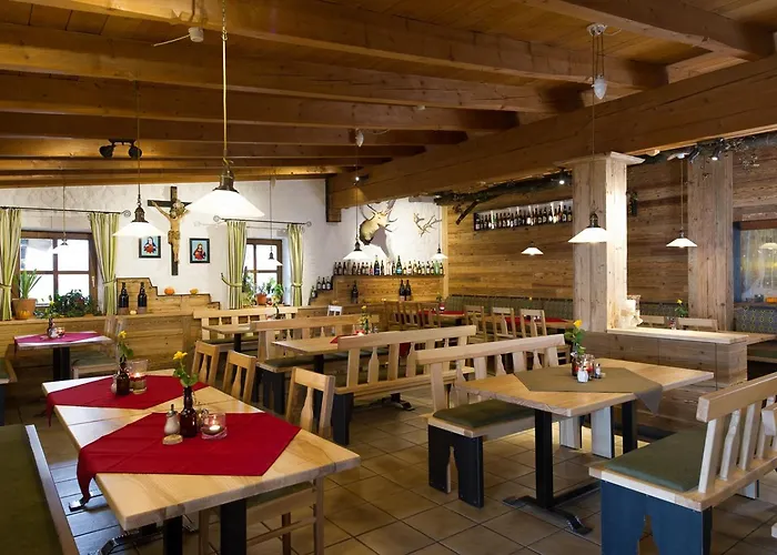 Bier Und Wohlfuehlhotel Gut Riedelsbach 诺雷成奥